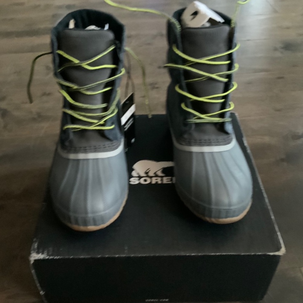 Youth Sorel Boots (Youth Cheyanne II lace)